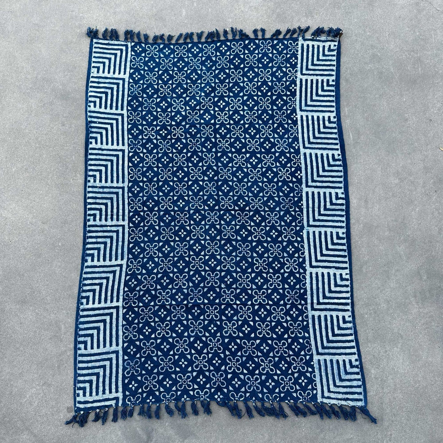 Handmade Indigo Throw - 170 x 120 cm - Kasba Tiles