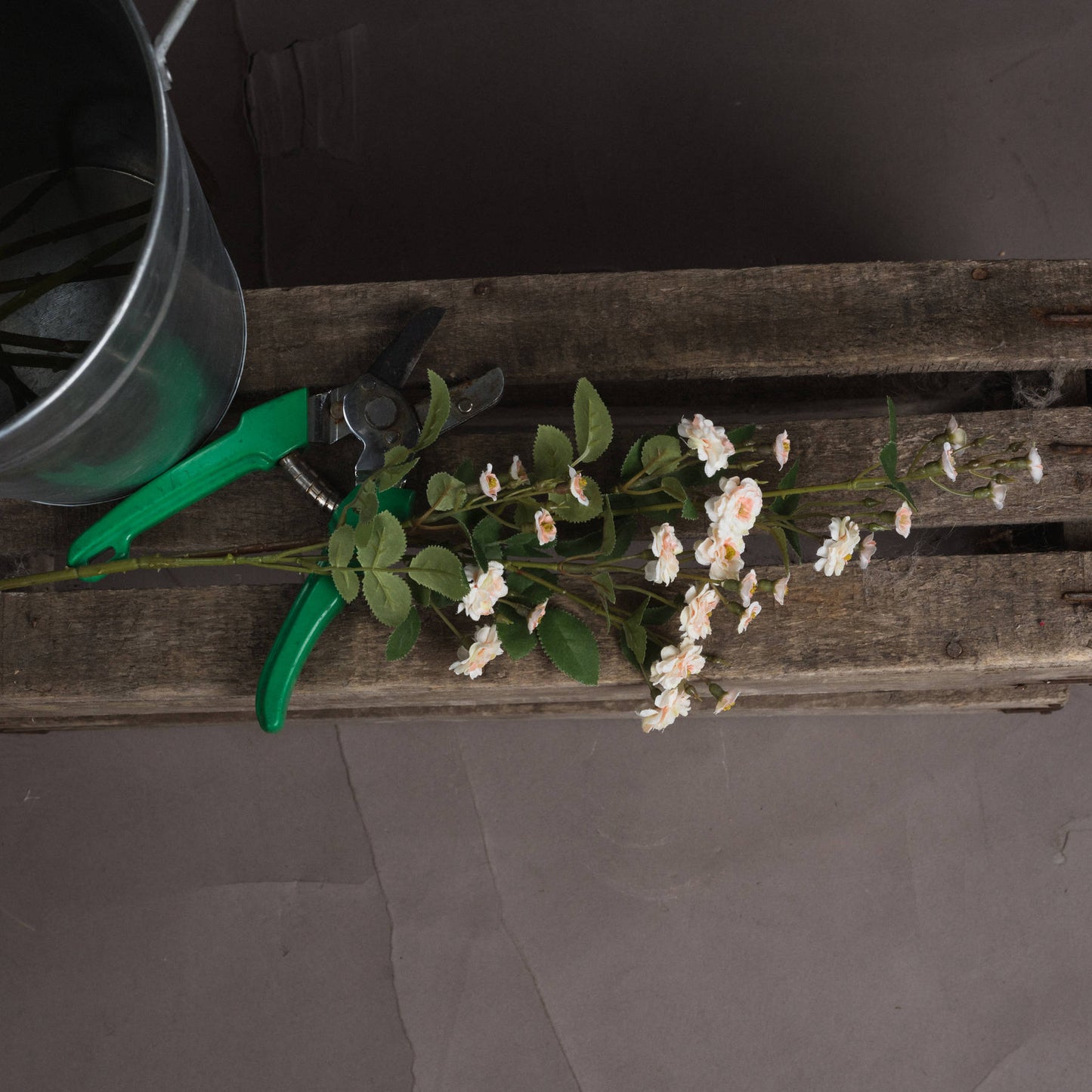 Cream Wild Meadow Rose Spray