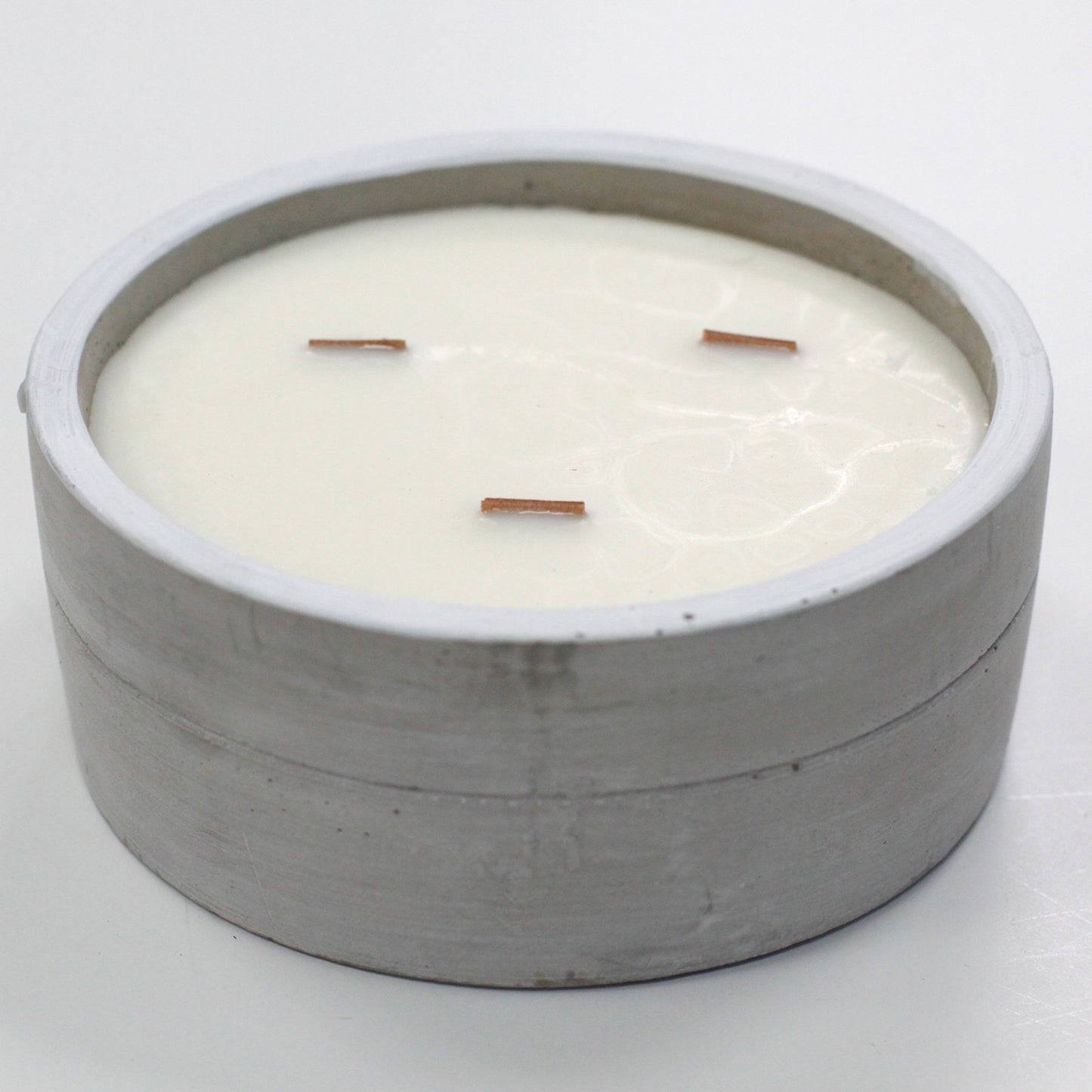 Wooden Wick Concrete Pot Scented Candle - Patchouli & Dark Amber - Large