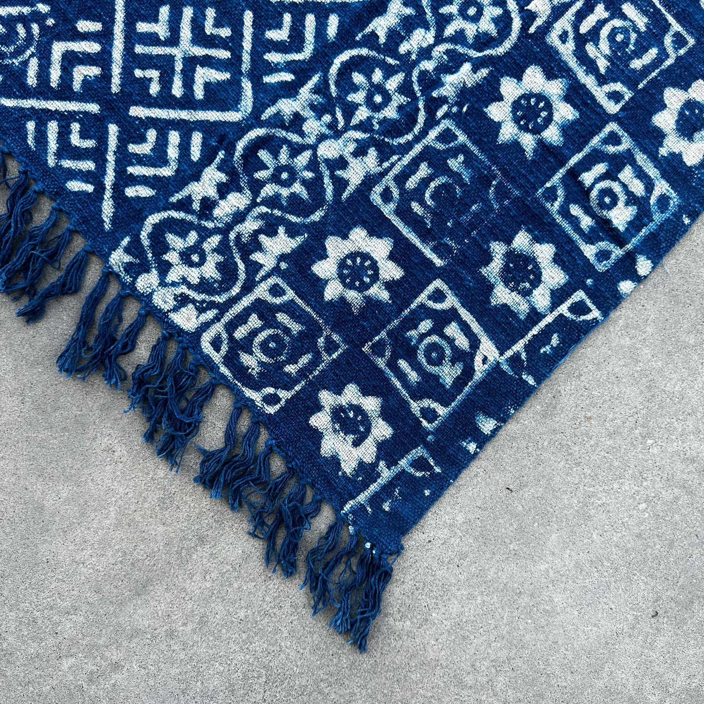 Handmade Indigo Throw - 170 x 120 cm - Desi Stripes